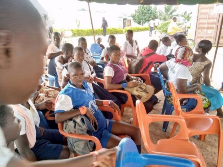 Une campagne de sensibilisation sur le planning familial à Béttié